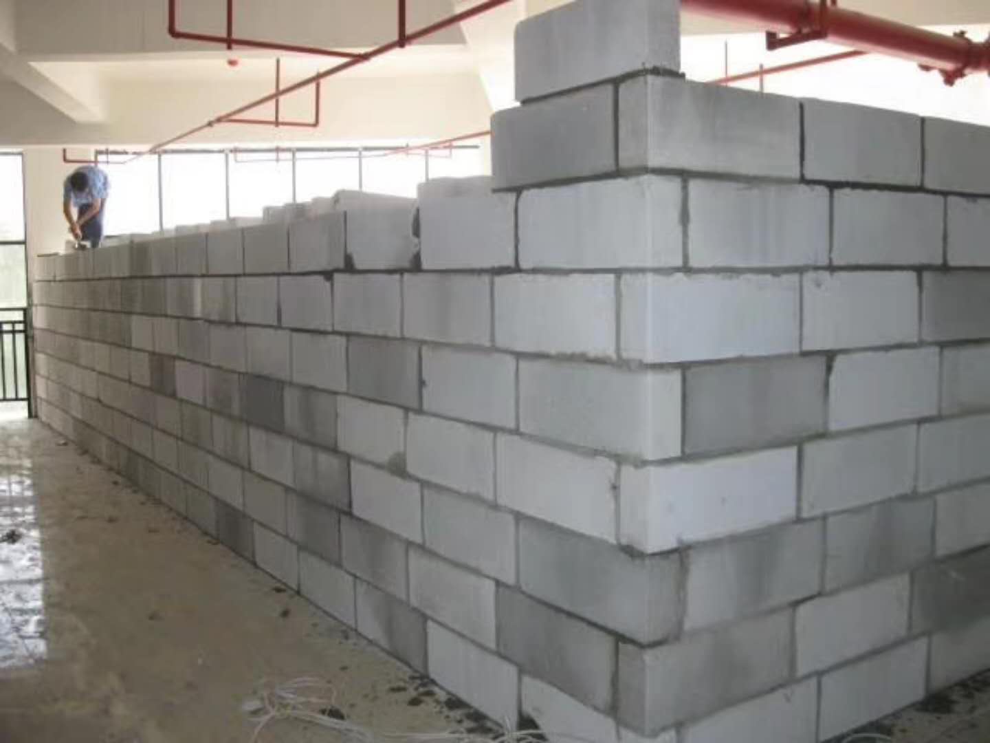 莱城蒸压加气混凝土砌块承重墙静力和抗震性能的研究